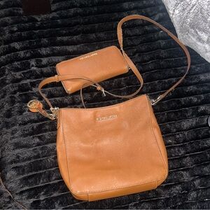 Michael Kors Tan Crossbody Bag with matching Wallet